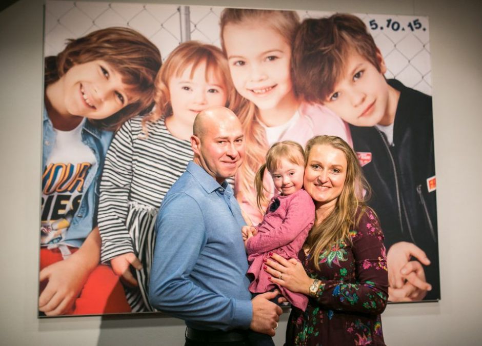 3-letnia Lena z zespołem Downa modelką w kampanii 5.10.15