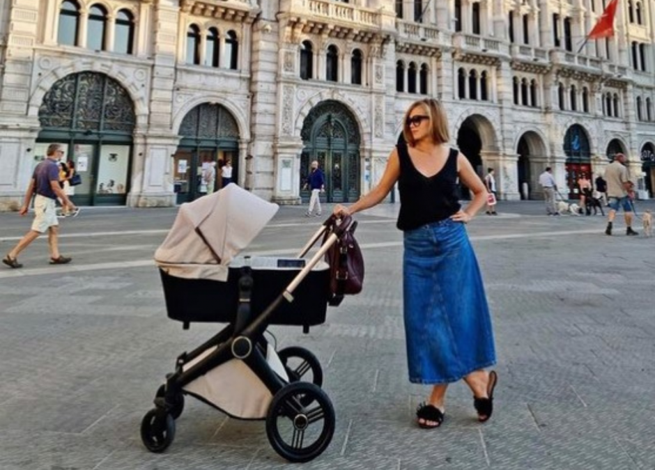 Agnieszka Kaczorowska pokazała wózek dla drugiej córki. Miała już podobne modele