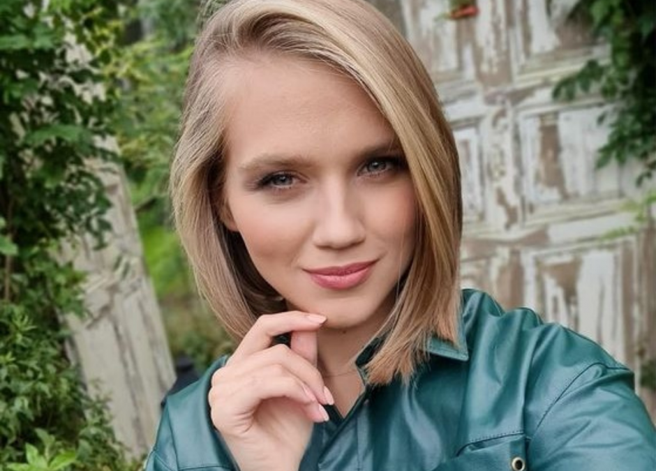Agnieszka Kaczorowska zawsze chce wyglądać pięknie, a my kobiety stawiamy na naturalność!