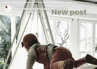 Anna Lewandowska bawi się z Klarcią zdjęcie z Instagramu