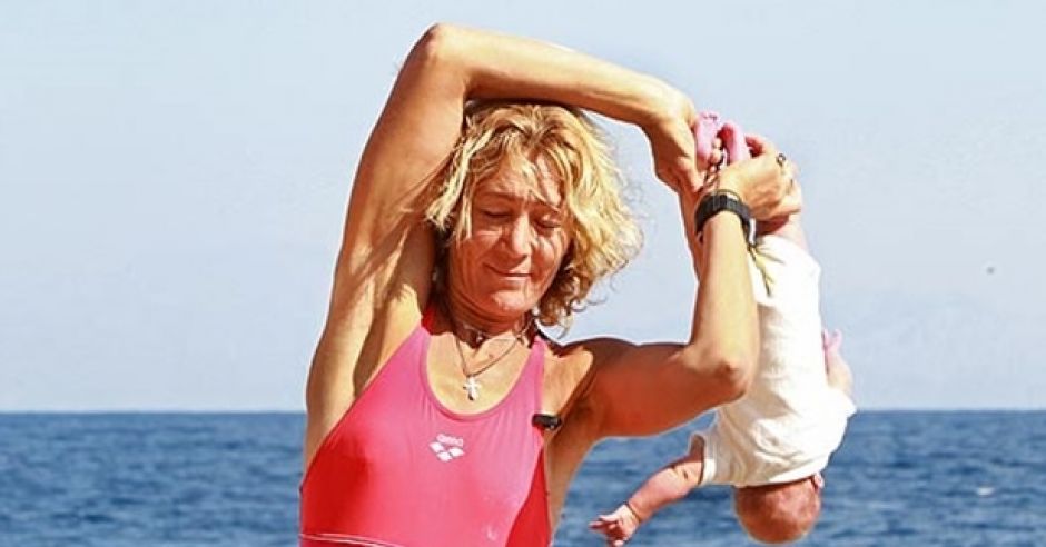 Baby yoga, czyli Lena Fokina i trening z niemowlakiem