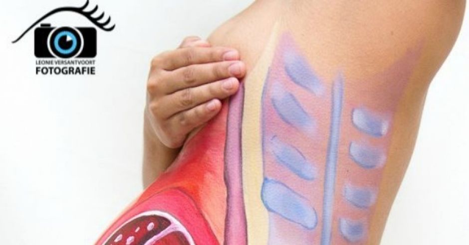 belly painting