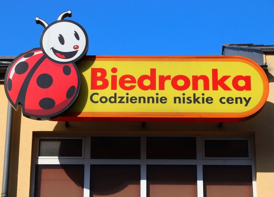 Biedronka rozszerza usługi: dowóz do domu nawet w niedzielę