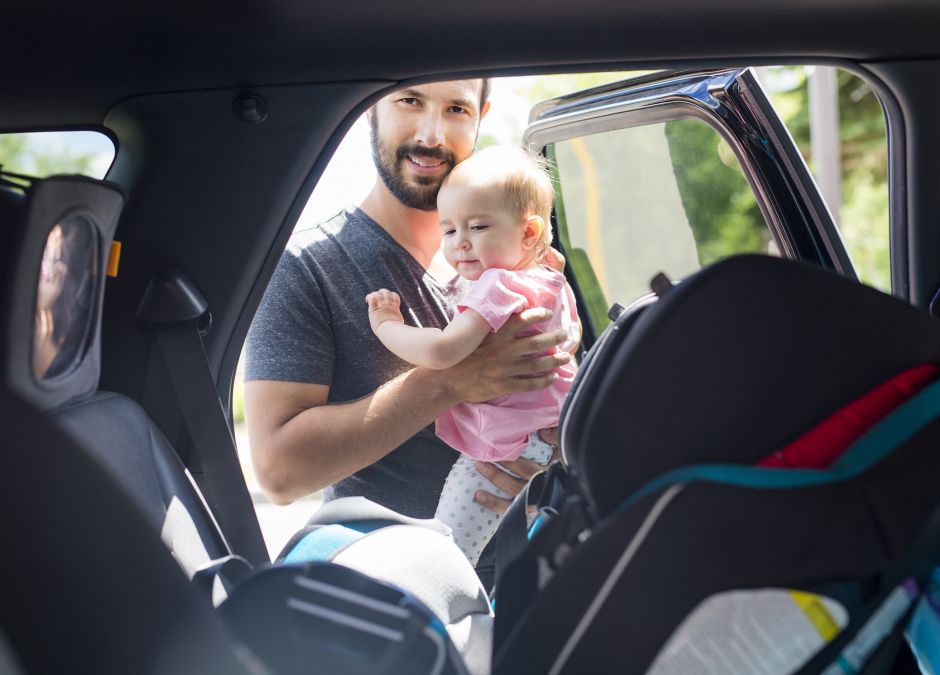 carsharing panek oferuje samochody z podkładkami dla dzieci