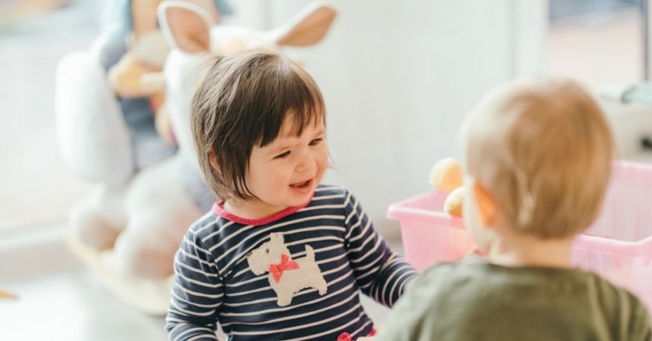 Chwalenie dziecka może mu zaszkodzić
