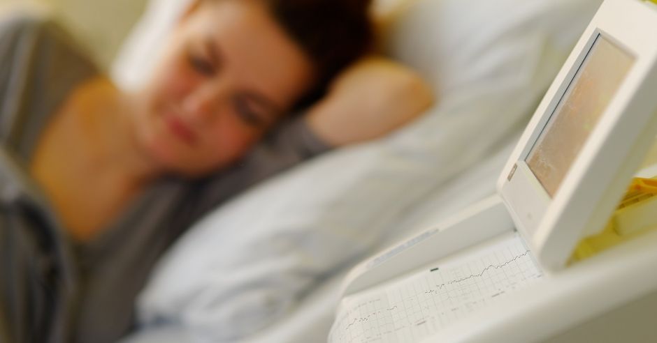 ciąża, szpital, podtrzymanie ciąży, badanie usg