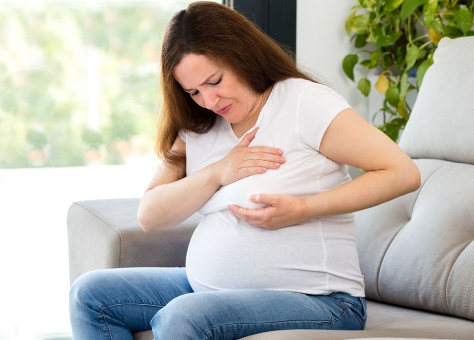 Czy ból piersi w ciąży jest powodem do obaw?
