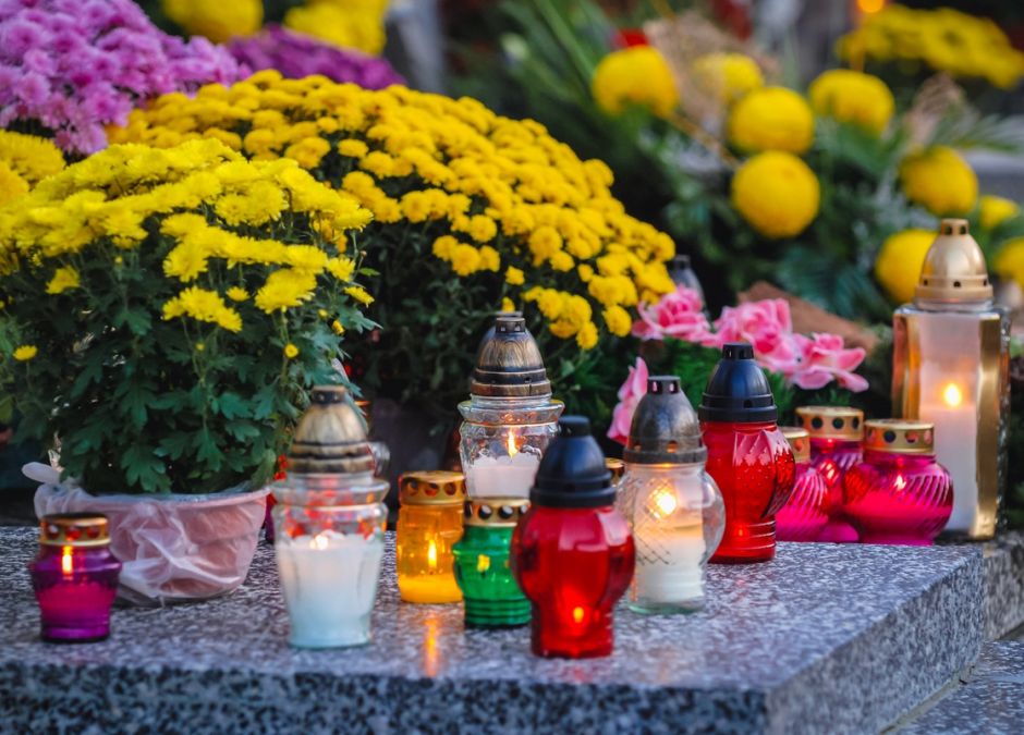 Czy cmentarze będą otwarte 1 listopada na Wszystkich Świętych