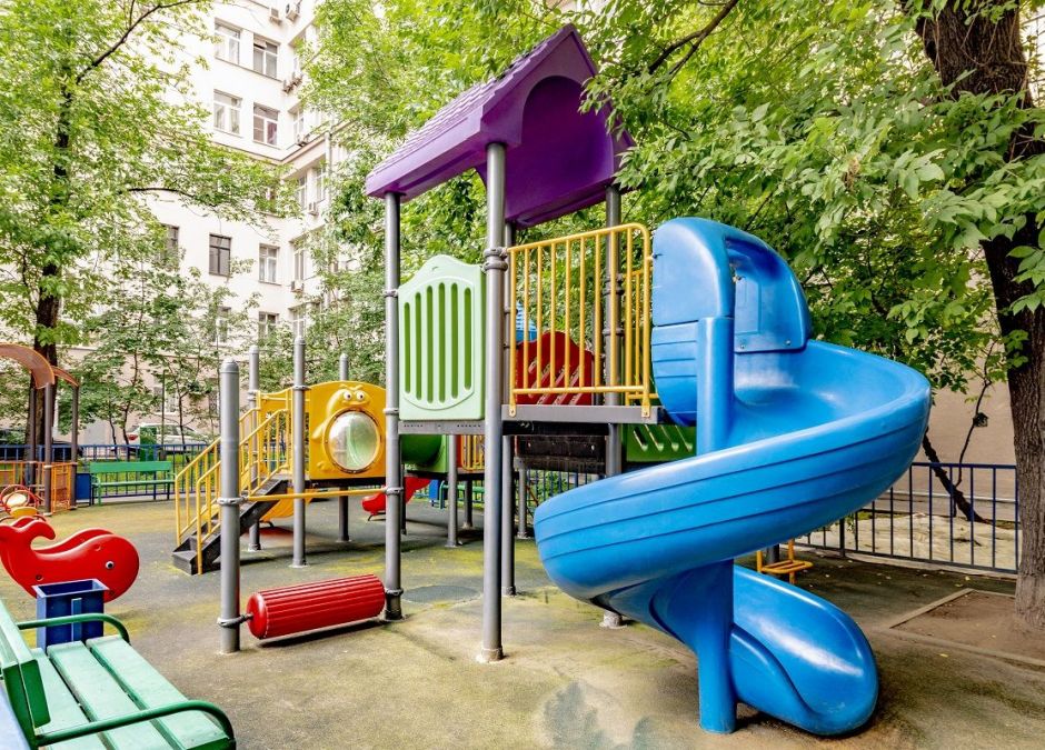 Czy można iść z dzieckiem na plac zabaw podczas kwarantanny?