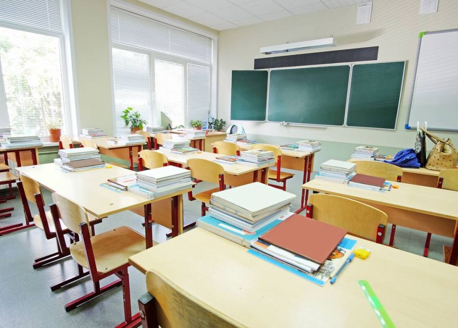 Czy od października zamykają szkoły?