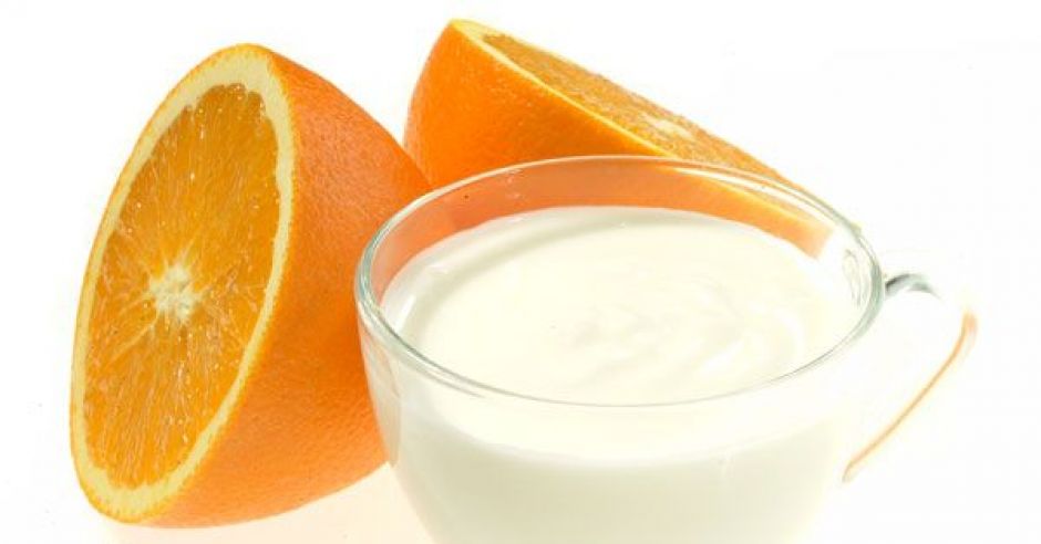 jogurt, pomarańcze