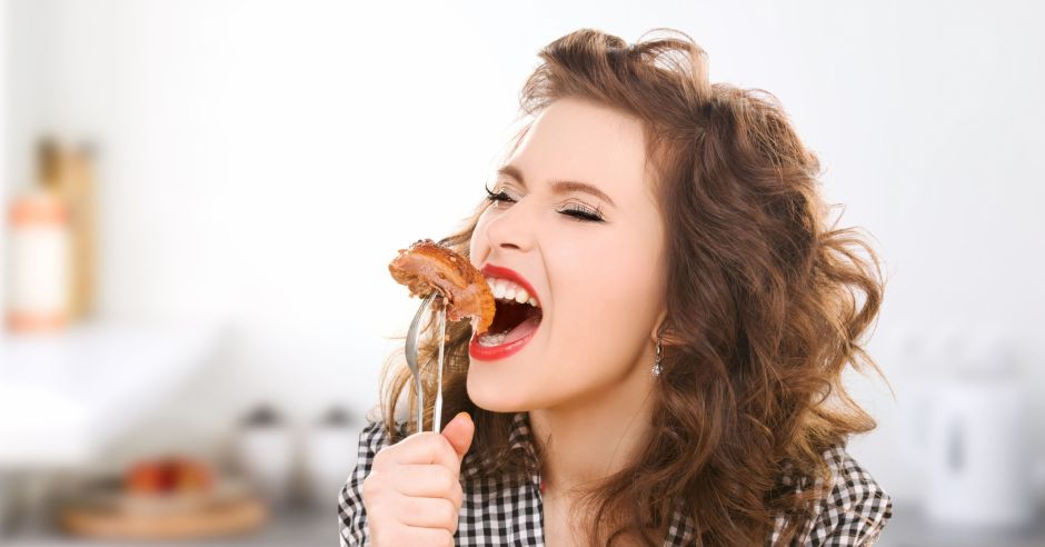 kobieta, mięso, żelazo, dieta na płodność
