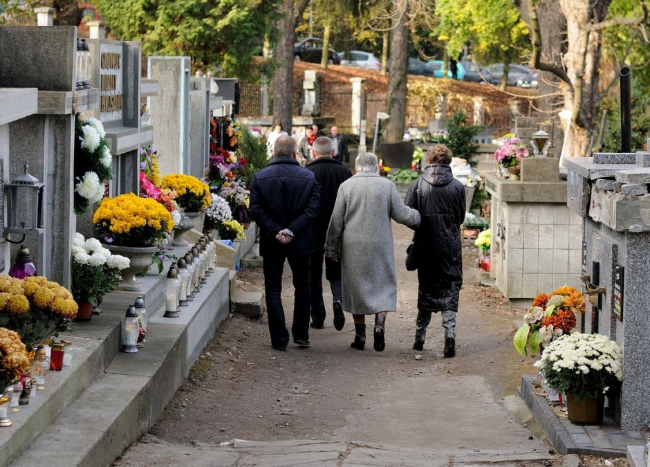 Koronawirus: 1 listopada może być punktem kulminacyjnym epidemii w Polsce