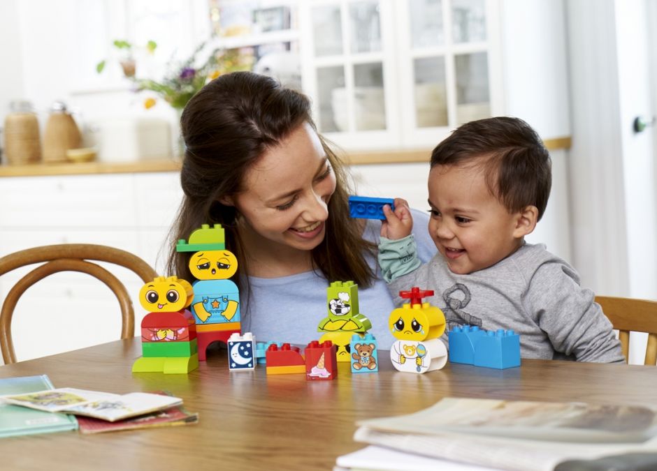 Lego duplo jak nauczyć dziecko emocji za pomocą klocków