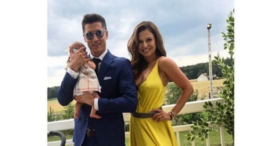Lewandowscy z córką Klarą