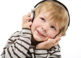 maluch, muzyka, słuchawki, słuch, przedszkolak