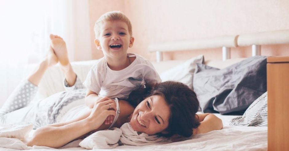 Mama wymyśliła ubranko dla synka chorego na atopowe zapalenie skóry