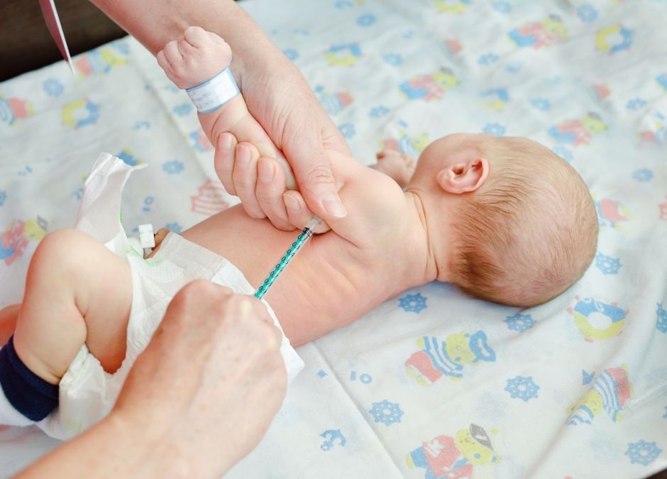 Matka odmówiła szczepienia dziecka w Szpitalu Bielańskim