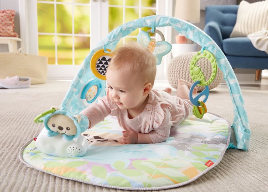 misiowa mata z dźwiękami Fisher Price