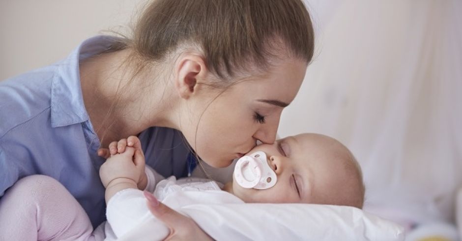 niemowlę i mama