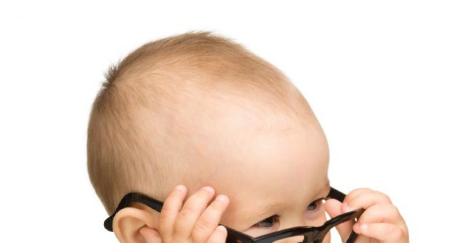 niemowlę, okulary, książka
