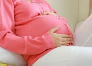 Obrzęki pod koniec ciąży to znak, że organizm zaczął już przygotowywac się do porodu
