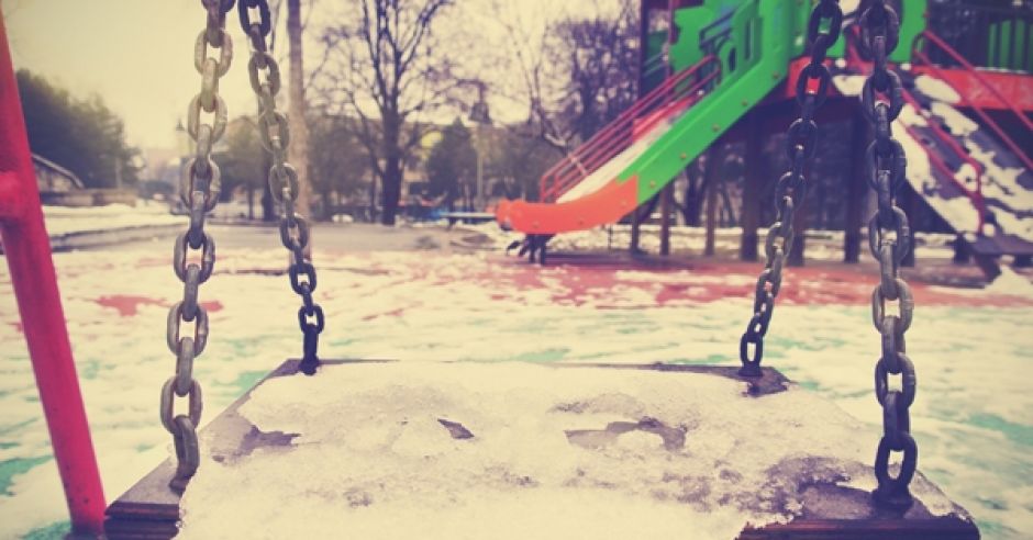Plac zabaw zimą pustoszeje