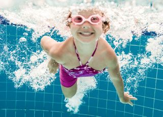 pływanie, basen dla dziecka, sport