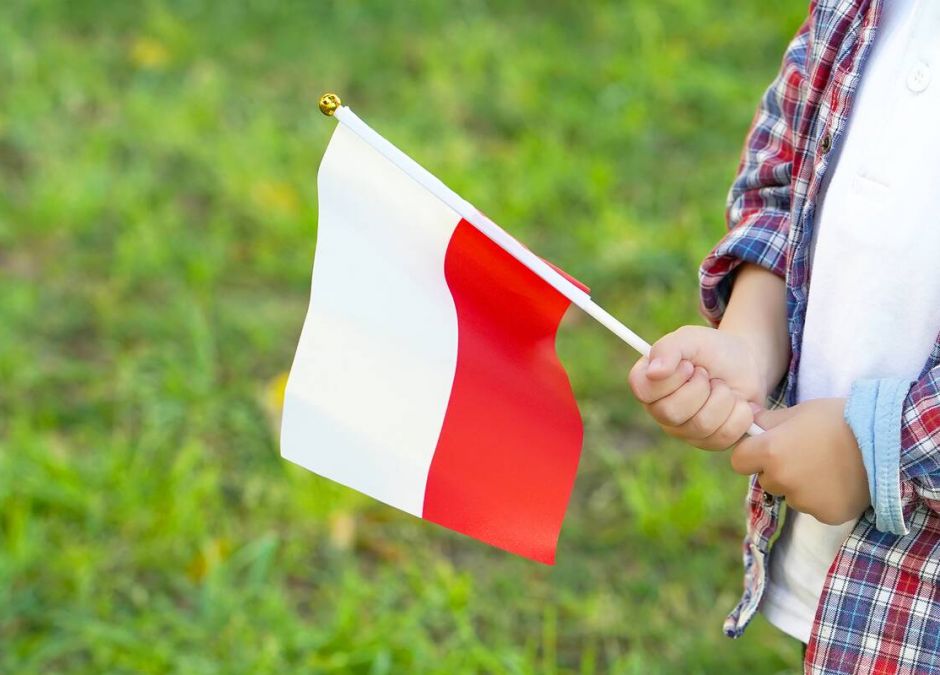 polskie symbole narodowe dla dzieci