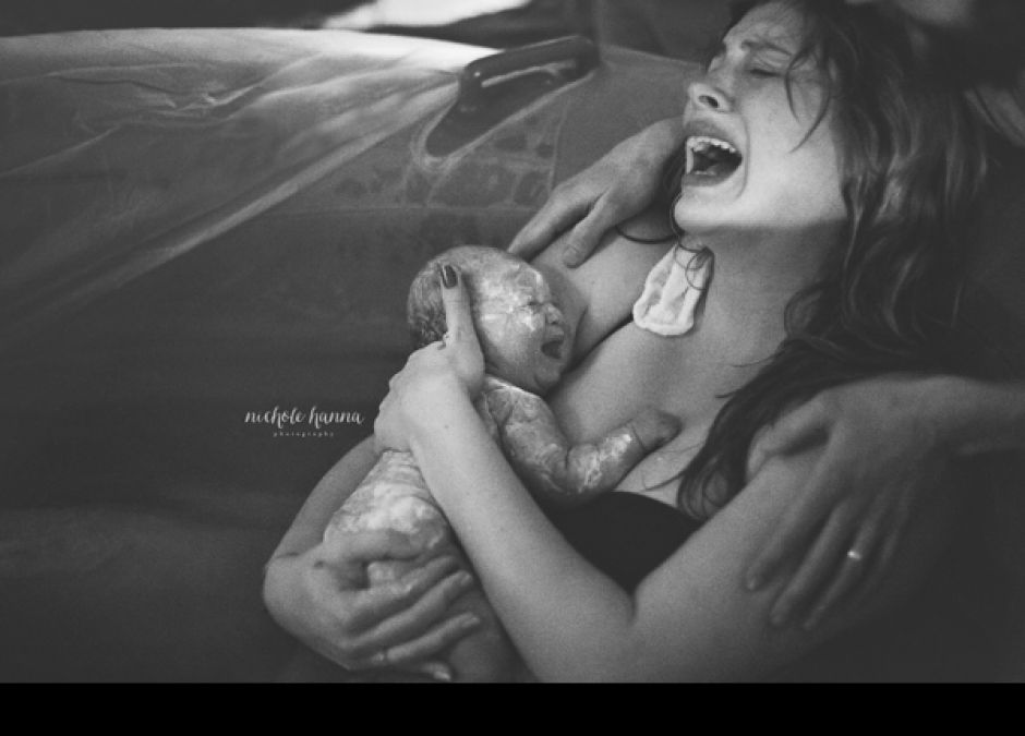 Poród - moment narodzin/ Nichole Hanna Photography
