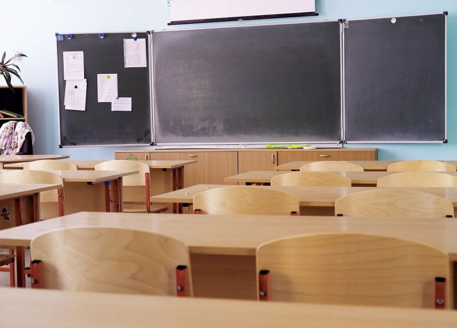 Powrót uczniów do szkół we wrześniu stoi pod znakiem zapytania