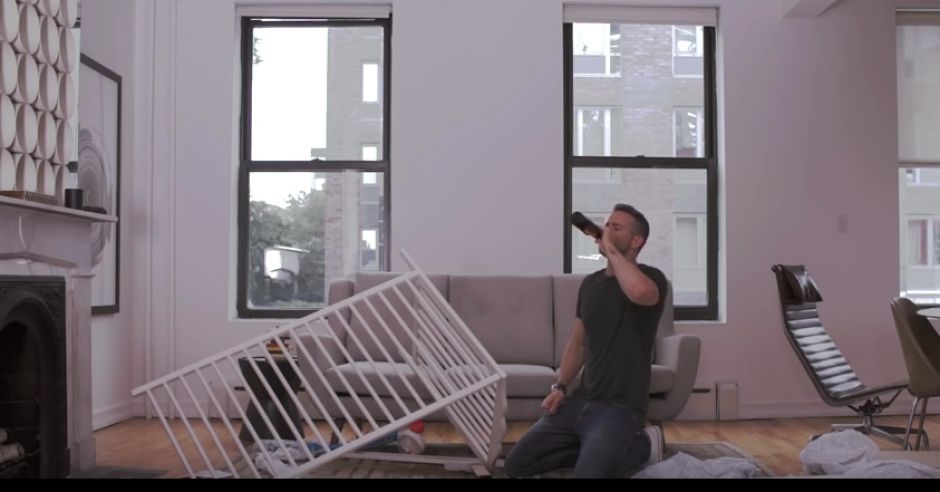 Ryan Reynolds, meble Ikea