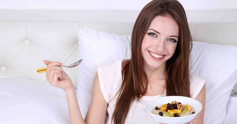superfood, witaminy i minerały w ciąży, dieta w ciąży, kasza jaglana w ciąży, owsianka, brokuły, omega-3 w ciąży