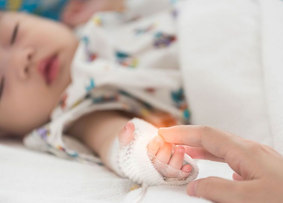 szpitale nie będą pobierać opłat za pobyt rodzica