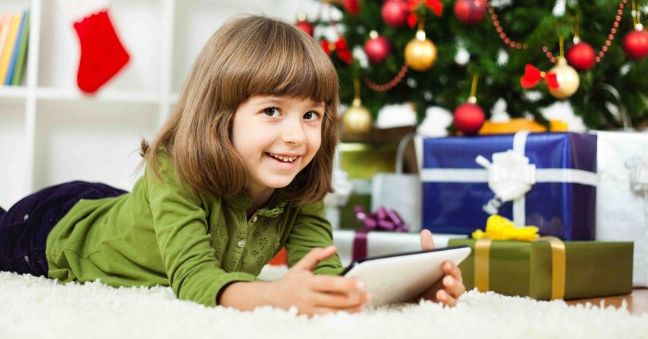 tablet dla dziecka, smartfon dla dziecka, komputer dla dziecka, dziecko w internecie, bezpieczeństwo w sieci, gry online dla dzieci