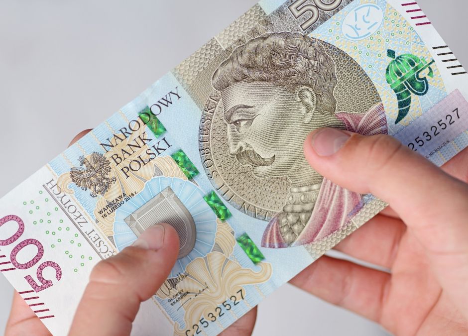 Wyrównanie 500 plus. Dla kogo wyższe świadczenie w sierpniu?